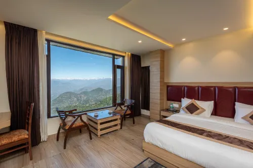 The Seasons Dalhousie - Best Valley View & Mountain View AC Hotel in Dalhousie - 3-Star