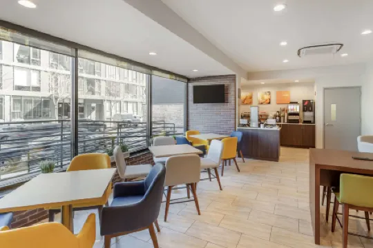 Times Square West Hotel, BW Signature Collection Отели рядом с достопримечательностью «Американский музей естественной истории»