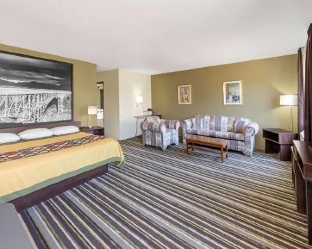 Super 8 by Wyndham Roswell Hotels in Roswell