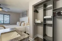 Sea Haven by Avantstay Modern Condo Near Beach