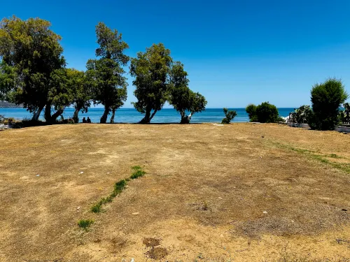 “Lifeguard” Beachfront: Luxury Flat, 30Meters from Sea