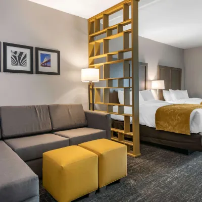 Comfort Inn & Suites Jacksonville - Orange Park Near Naval Air Station Hotels near Criswell Park