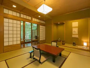Yufuin Onsen Hinoharu Ryokan