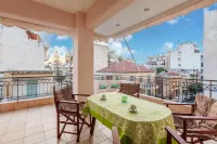 Spacious Urban Haven-Family Home, Perfect Location