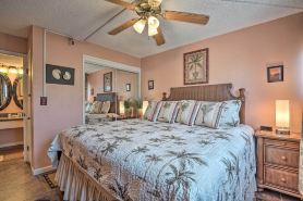 Breezy Kaunakakai Retreat w/ Community Pool!
