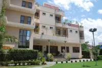 Chandra Pushp Palace