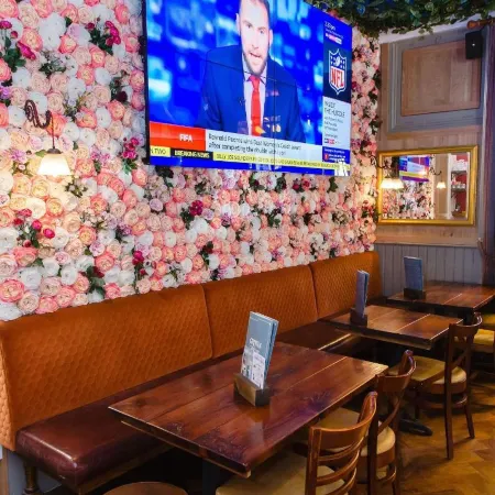 The Griffin Belle Hotel Vauxhall Отели рядом с достопримечательностью «Ламбет»