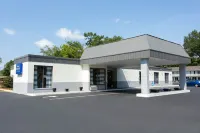 Baymont by Wyndham Cheraw Hotels in Chesterfield County