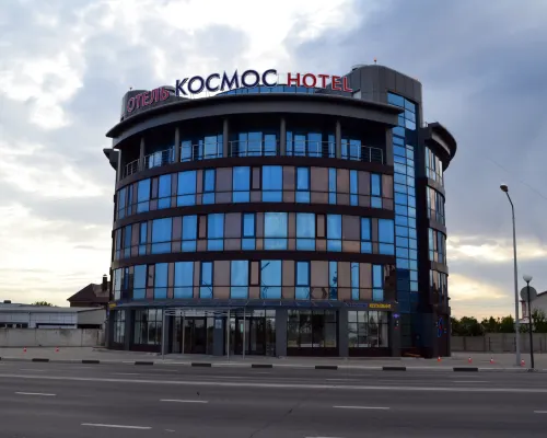 Kosmos Hotel ベルゴロドのホテル