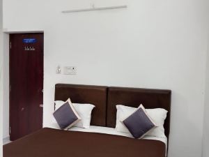 Eben Service Apartment - Perumbakkam