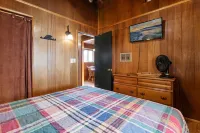 Sugar Pine - Pet friendly
