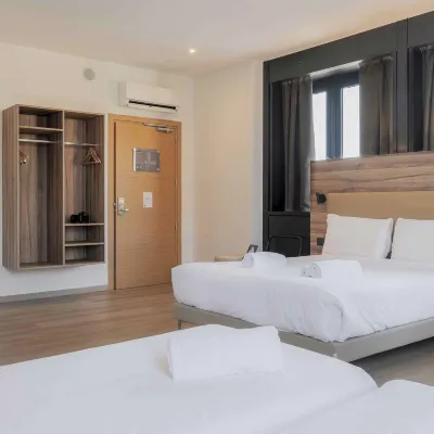 B&B Hotel Prato City Center Hotels near Prato Porta Serraglio Station