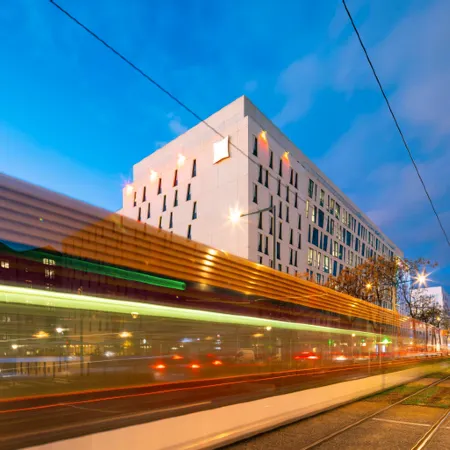 Ibis Marseille Centre Euroméd Отели рядом с достопримечательностью «Район Ла-Корниш»