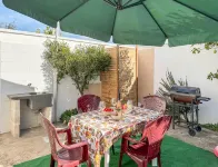 Villa Soleya with Climate and Parking in Torre Lapillo