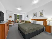 Airport Heritage Motel