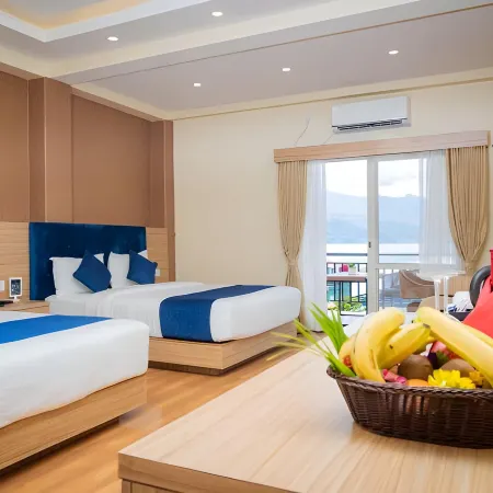 Majestic Lake Front Hotel & Suites