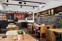 Kyriad Stargard - Pet friendly