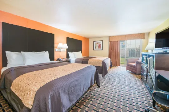 เดย์สอินน์ บายวินด์แฮม จอปลิน