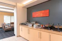 TownePlace Suites Fort Wayne North - فطور