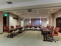 SpringHill Suites Birmingham Downtown at UAB Отели рядом с достопримечательностью «Научный Центр МакУэйн»