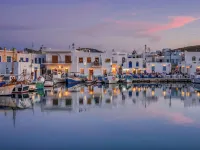 Sanders Paros Gardens - Bold 1-Bdr Apt w Patio