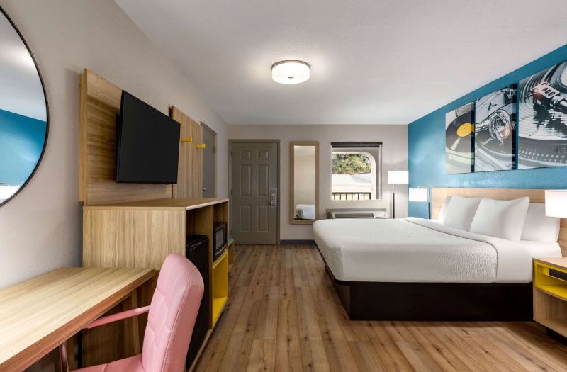 Days Inn by Wyndham Memphis at Graceland