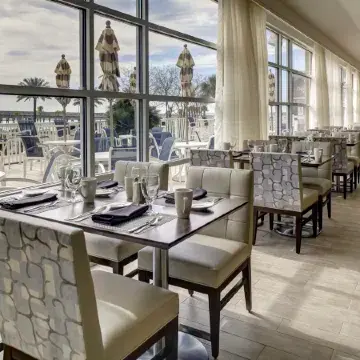 DoubleTree by Hilton Biloxi