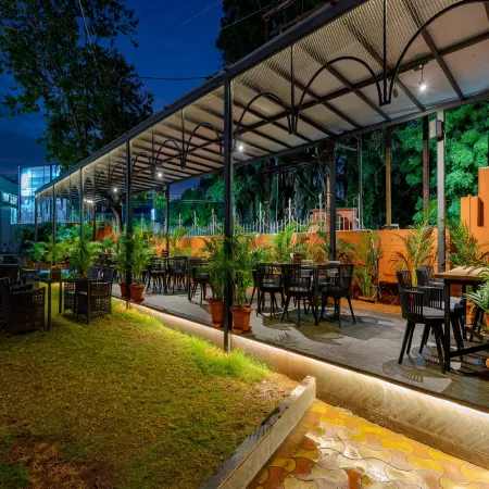 Hotel Pratham