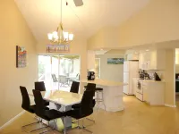 Beautiful Water View, 9-min Bike to Beach, 7min Walk to Fun Park, Backyard Beach