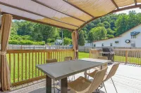 Cozy cottage on Creeper Trail -Fenced in backyard for dogs. Near Restaurants