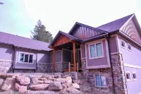 Beautiful New Home with Views of Castle Mountain - 3510 - 4 stjerner