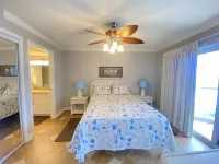 See our reviews! Beach front! Beach chairs & umbrella included March-Oct 31st