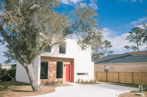 Contemporary Marsh View Getaway - Less Than 10 Minutes From Downtown