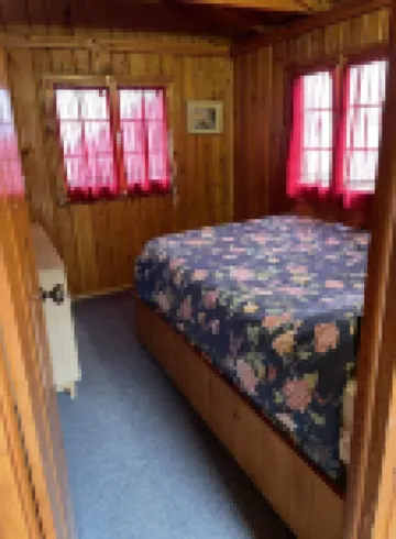 Beautiful Waterfront Hubbard Lake Cottage #3