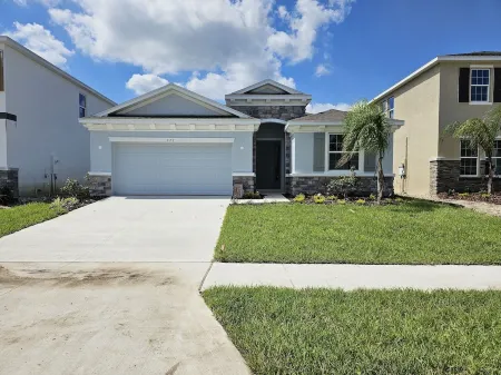 BRAND NEW 2100 SQFT BUNGALOW IN APOLLO BEACH Отели в г. Apollo Beach