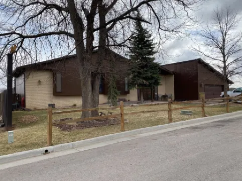 3,900 sq ft house with a big deck and a great view of the hills and canyon lake