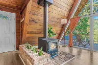 The Epic A - Hot Tub and Views on an Acre