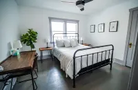 Newly renovated farmhouse! Hotels near Nora Eccles Harrison Museum of Art