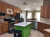 Lovely 4-bedroom house with pool in McKinney