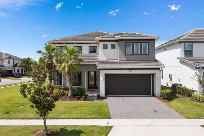 Luxurious Orlando Kissimmee Mansion for Work Remote or Family Gatherings Dollar Tree 주변 호텔