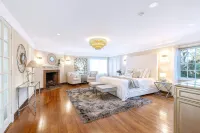 Holiday Special! Achitectural Masterpiece Rose Bowl Mansion-5MinWalk AmazingView Hotels near Arlington Garden in Pasadena