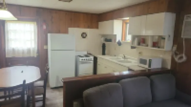 Cabin 8 Fish Island Resort Cozy stand alone cabin close to Lake Barkley