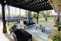 Relocation? Insurance Claim? Rehab? Best LOCATION in Flower Mound Hotel di Flower Mound