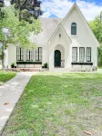 Newly remodeled 1930's cottage! Close to everything in the heart of Natchitoches - 3-Star