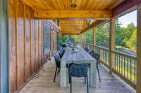 Relax in Style w/3 Master Suites, Game Rm, Hot Tub, Fire pit, Sauna & More!