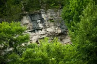 NEW! LUXURY AWAITS! Four BR's -  3 with their own Private Bath PLUS Bonus room. Hotels in Laclede County