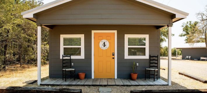 04 Bluemoon - Carmine Cottage with a Country View Hotels in Fayette County