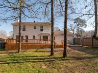 King Bed Near Lake Willastein Park Hotels in Maumelle