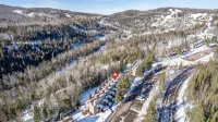 Ski in/Out at Lutsen Mountains. Family-Sized Base Camp, on the Trails in Lutsen!