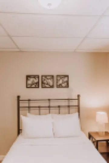 Bay Breeze across from Waterfront